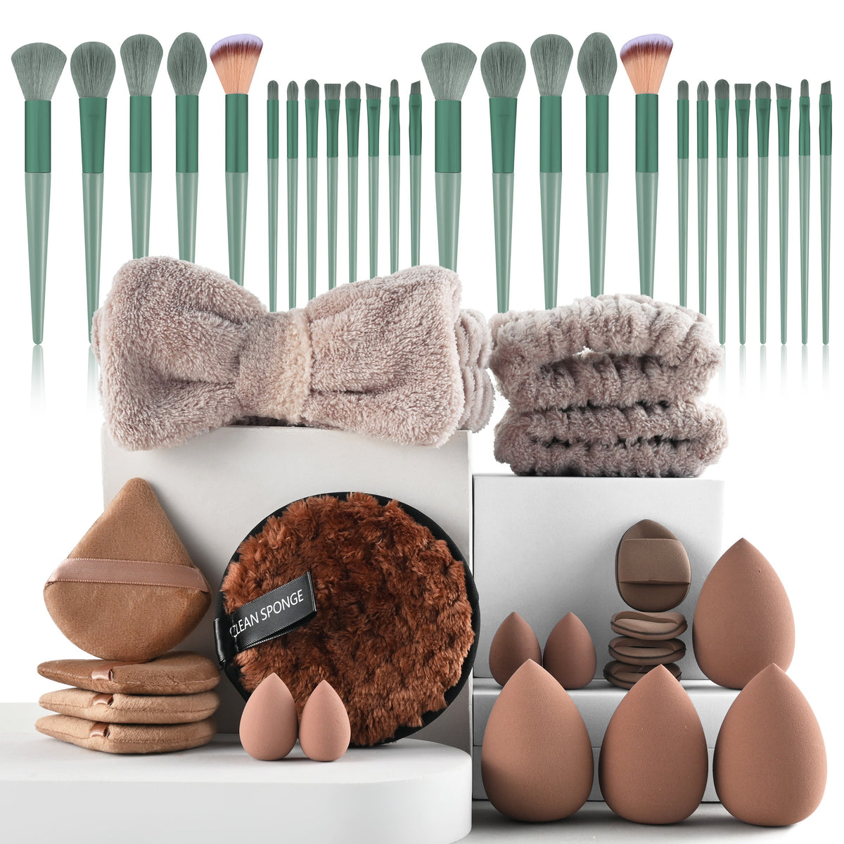 A complete set of 46 brushes